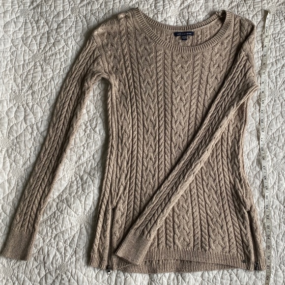 American Eagle Knit Sweater With Zipper Detailing - Picture 4 of 5